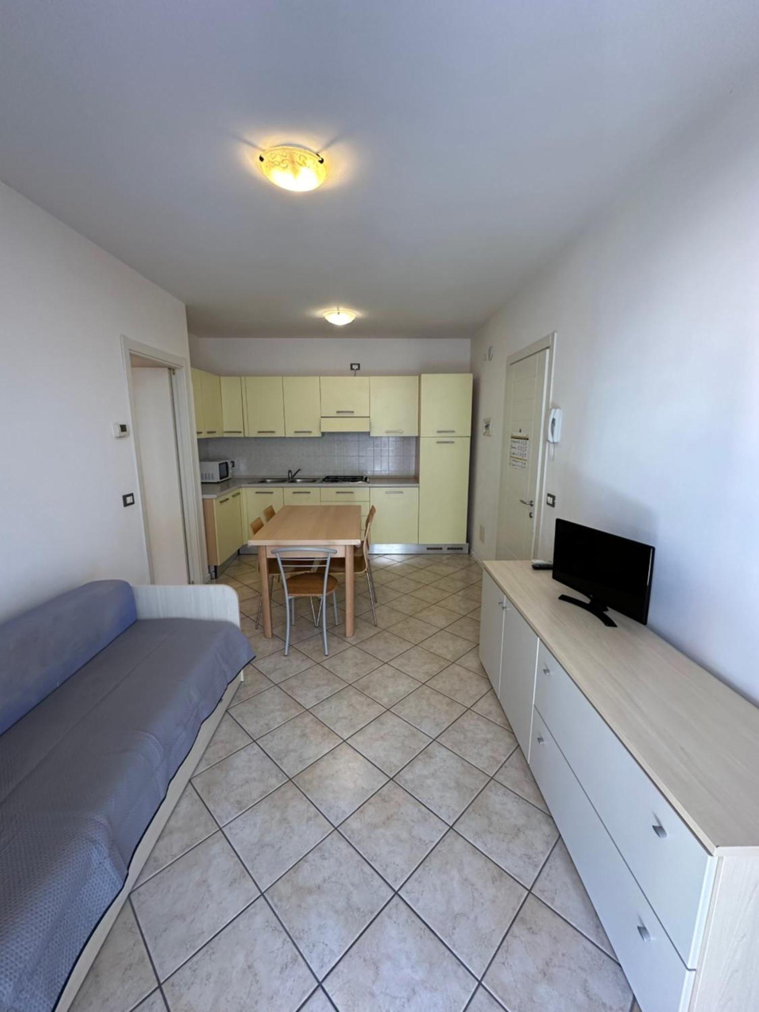 קאורלה Residence Stefania - Agenzia Cocal מראה חיצוני תמונה